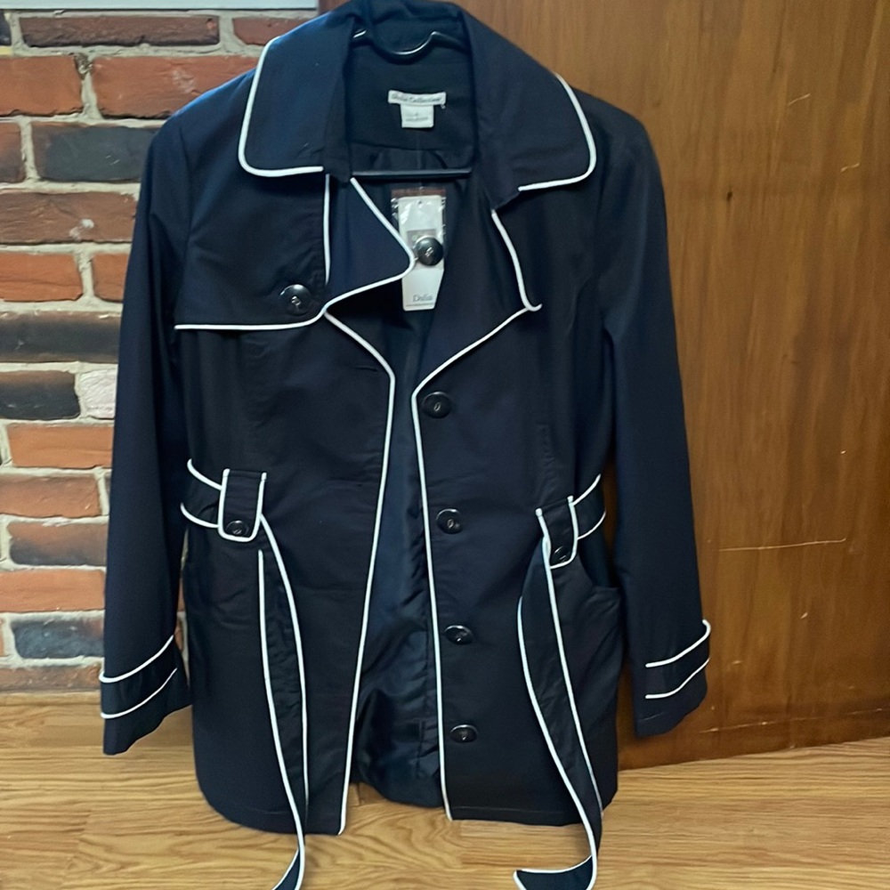 Dalia Collection rain coat